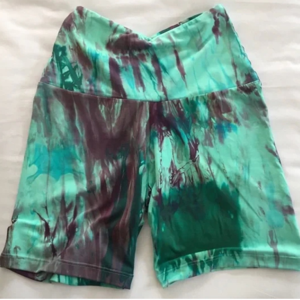 Booty by Brabants Curvy marble shorts